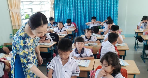 Bộ GD&ĐT lý giải về quy định 'hệ số lương đặc thù' cho nhà giáo