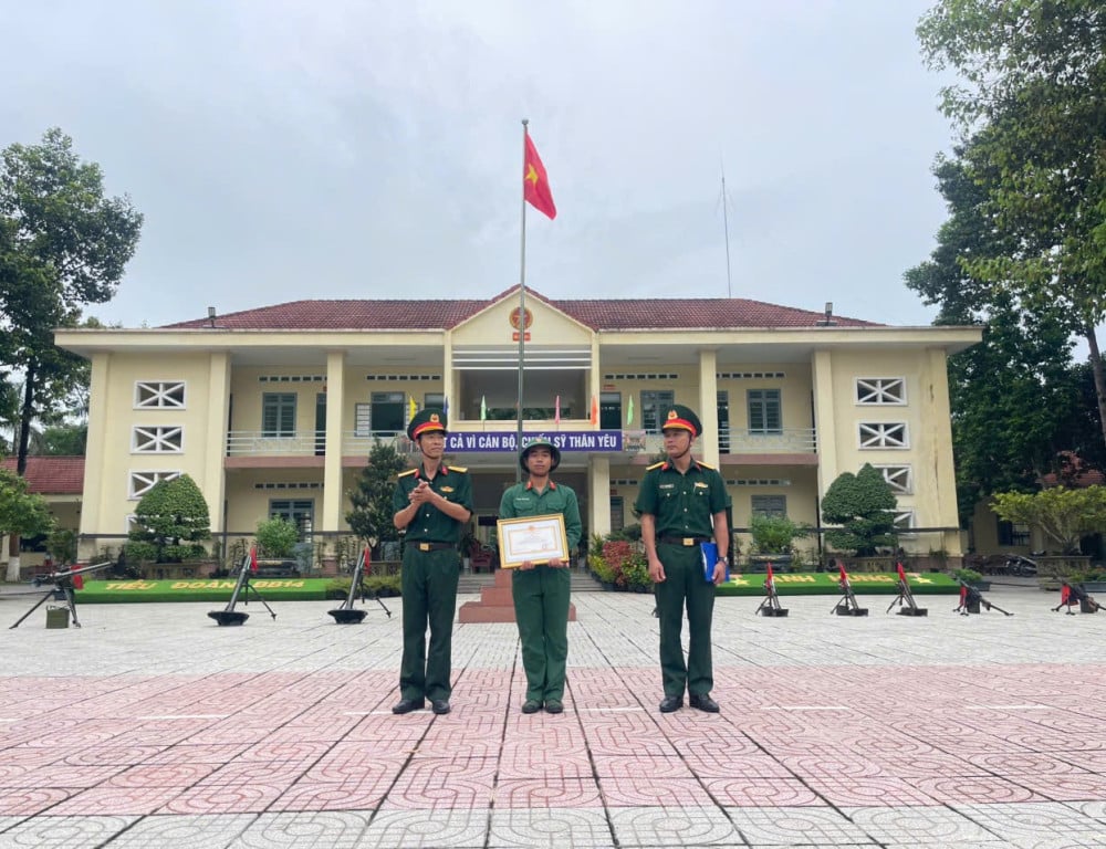 Aksi-aksi indah para prajurit Paman Ho