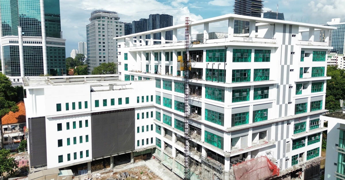 Sau 3 năm khởi công Trung tâm điều trị kỹ thuật cao Bệnh viện Nhi đồng 2 vẫn đang gặp khó, vì sao?