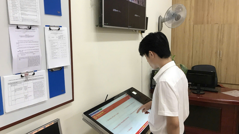 Thái Nguyên: Khoa học và Công nghệ - Đòn bẩy giảm nghèo thông tin cho vùng cao