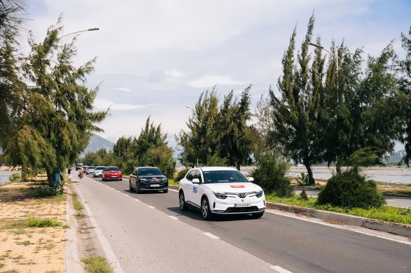 Vì sao VinFast VF 8 là mẫu SUV 5 chỗ đáng xuống tiền nhất quanh mốc 1 tỷ đồng?