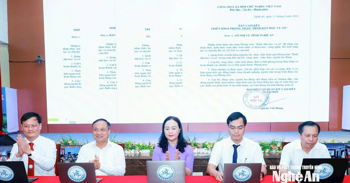 Từ phong trào diệt giặc dốt đến bình dân học vụ số tại Nghệ An