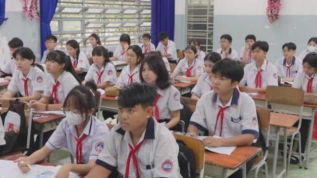 Vươn khơi - Ngày 20/11/2025 | TP. Hồ Chí Minh: “Cửa ngõ” kết nối quốc tế qua trung tâm tài chính mới- Ảnh 3.