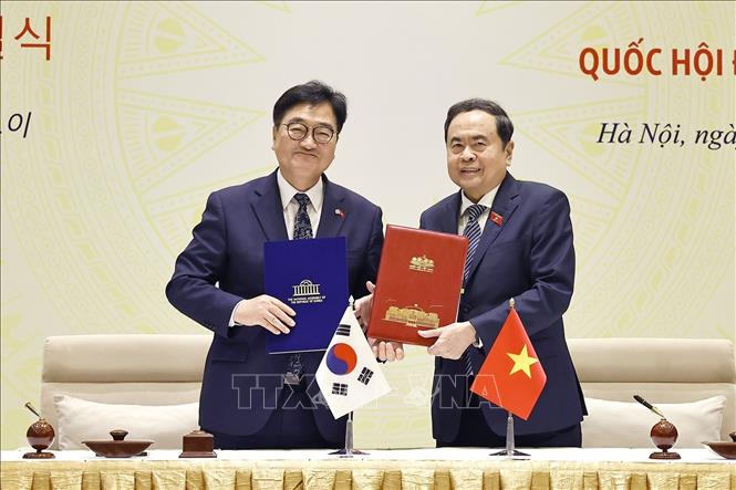 ចំណងជើងរូបថត