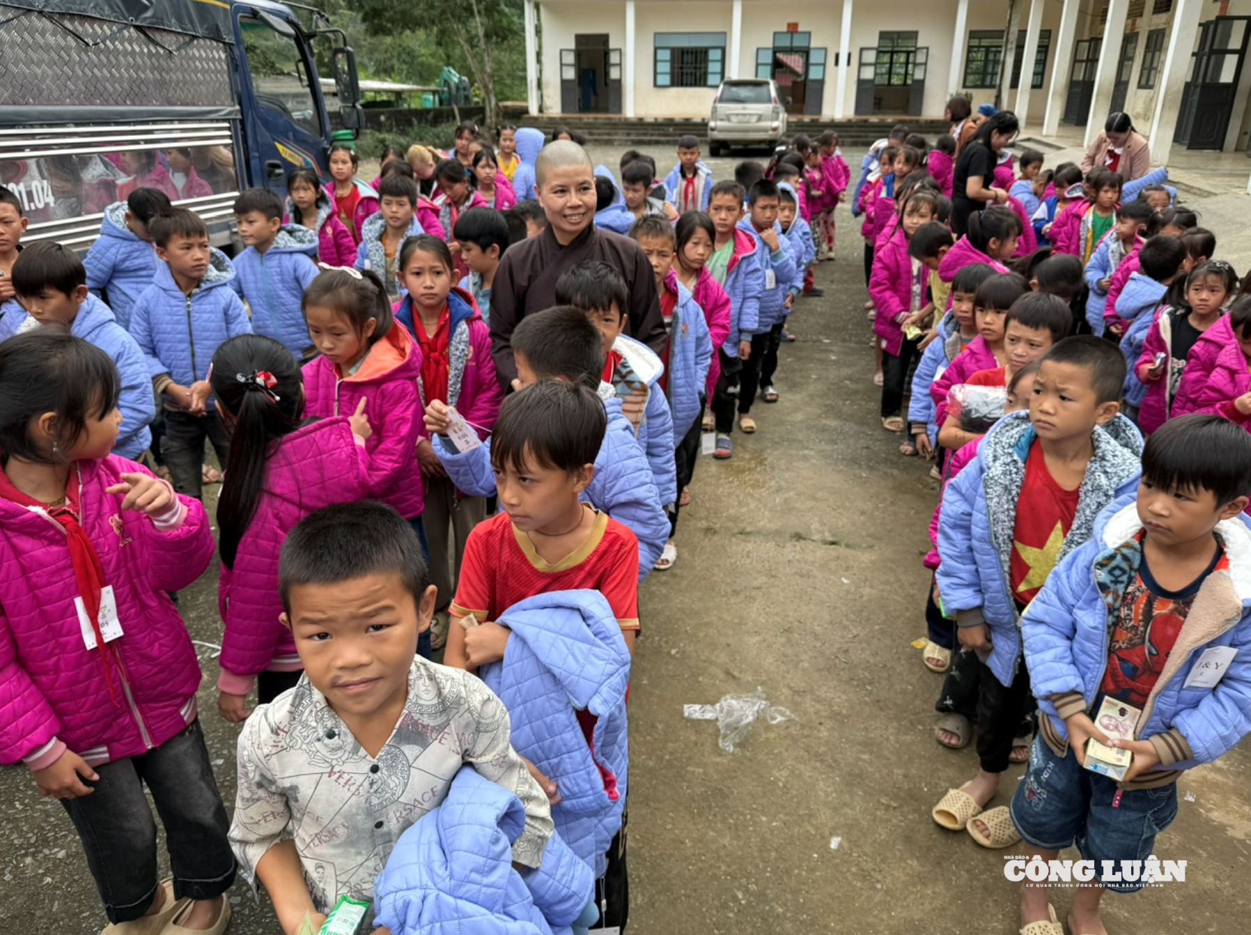 Ảnh màn hình 2025-11-20 lúc 15.21.27