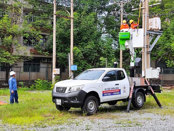 Kỷ niệm ngày 20-11: Dấu ấn 49 năm của Trường Cao đẳng Điện lực Thành phố Hồ Chí Minh - Ảnh 9.