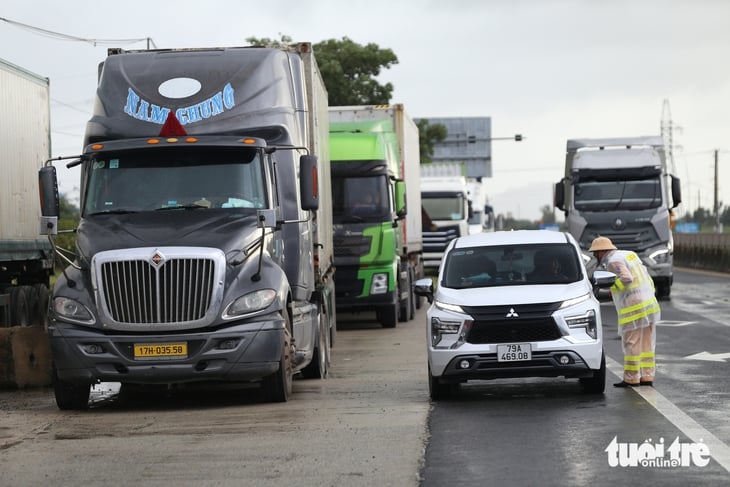 ngập lụt - Ảnh 2.