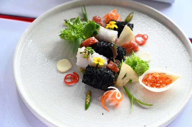 Pizza hủ tiếu và 100 món ngon từ sợi gạo tại TP Hồ Chí Minh - Ảnh 2.