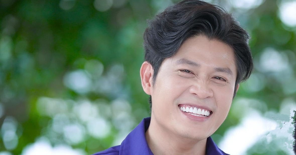 'Nhạc sĩ tỷ view' Nguyễn Văn Chung bất ngờ trúng tuyển đại học ở tuổi 42