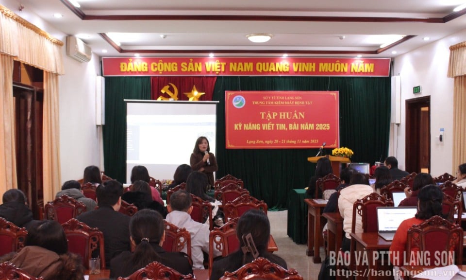 Trung tâm Kiểm soát bệnh tật tỉnh tập huấn kỹ năng viết tin, bài tuyên truyền