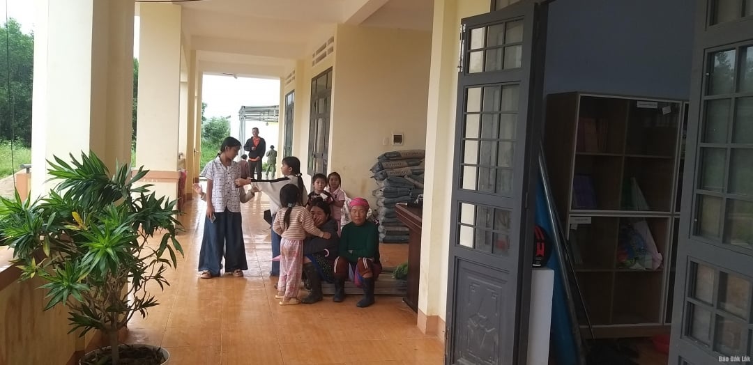 Средняя школа Ян Хань становится безопасным жилым районом.