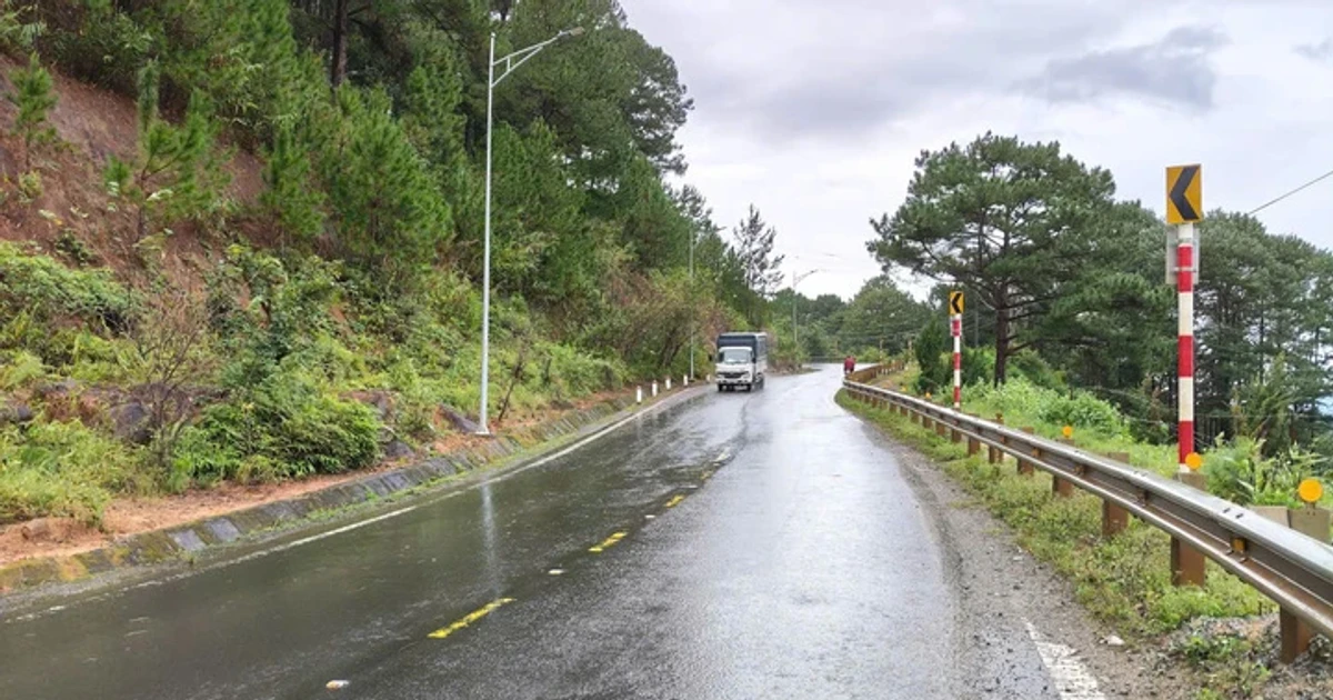 Hạn chế xe tải và xe khách cỡ lớn qua đèo Tà Nung do nguy cơ mất an toàn