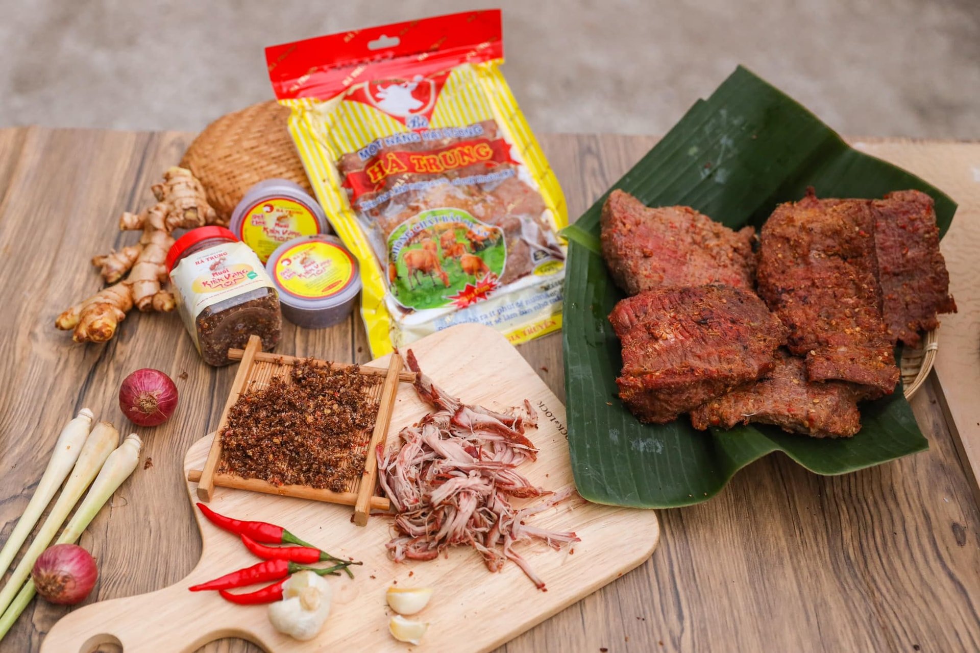 Ha Trung Phu Yen sun-dried beef product.