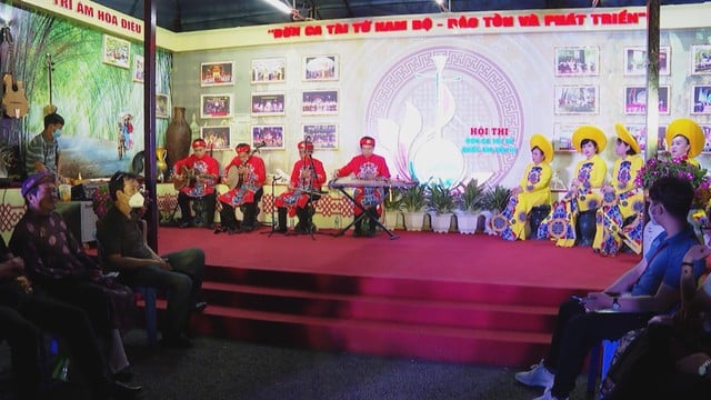 Vươn khơi - Ngày 19/11/2025 | Giữ hồn Đờn ca tài tử Nam Bộ giữa lòng TP. Hồ Chí Minh hiện đại- Ảnh 1.