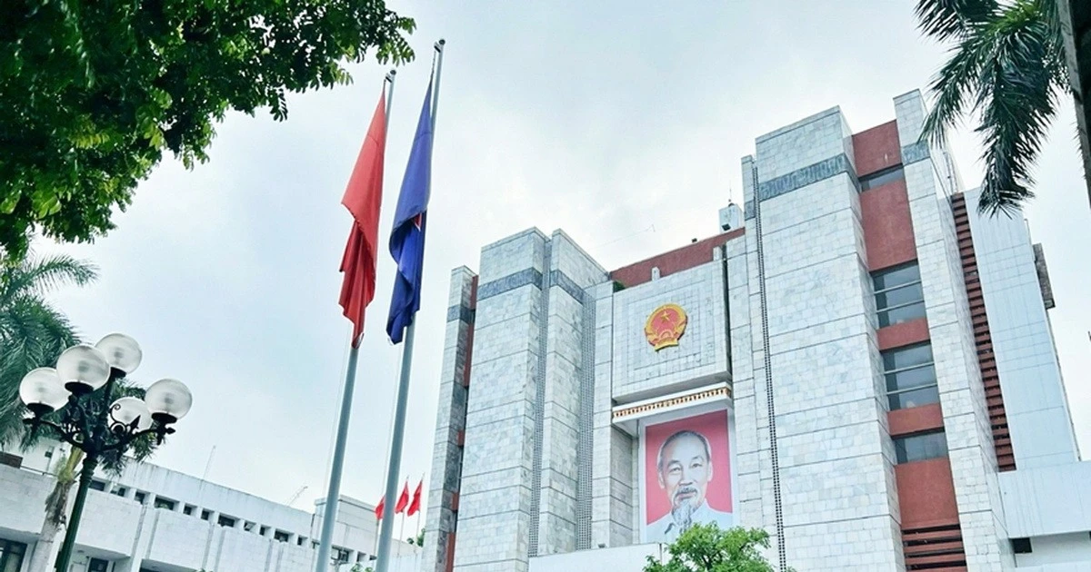 Quy định mới về số lượng Phó Chủ tịch và Ủy viên Ủy ban Nhân dân