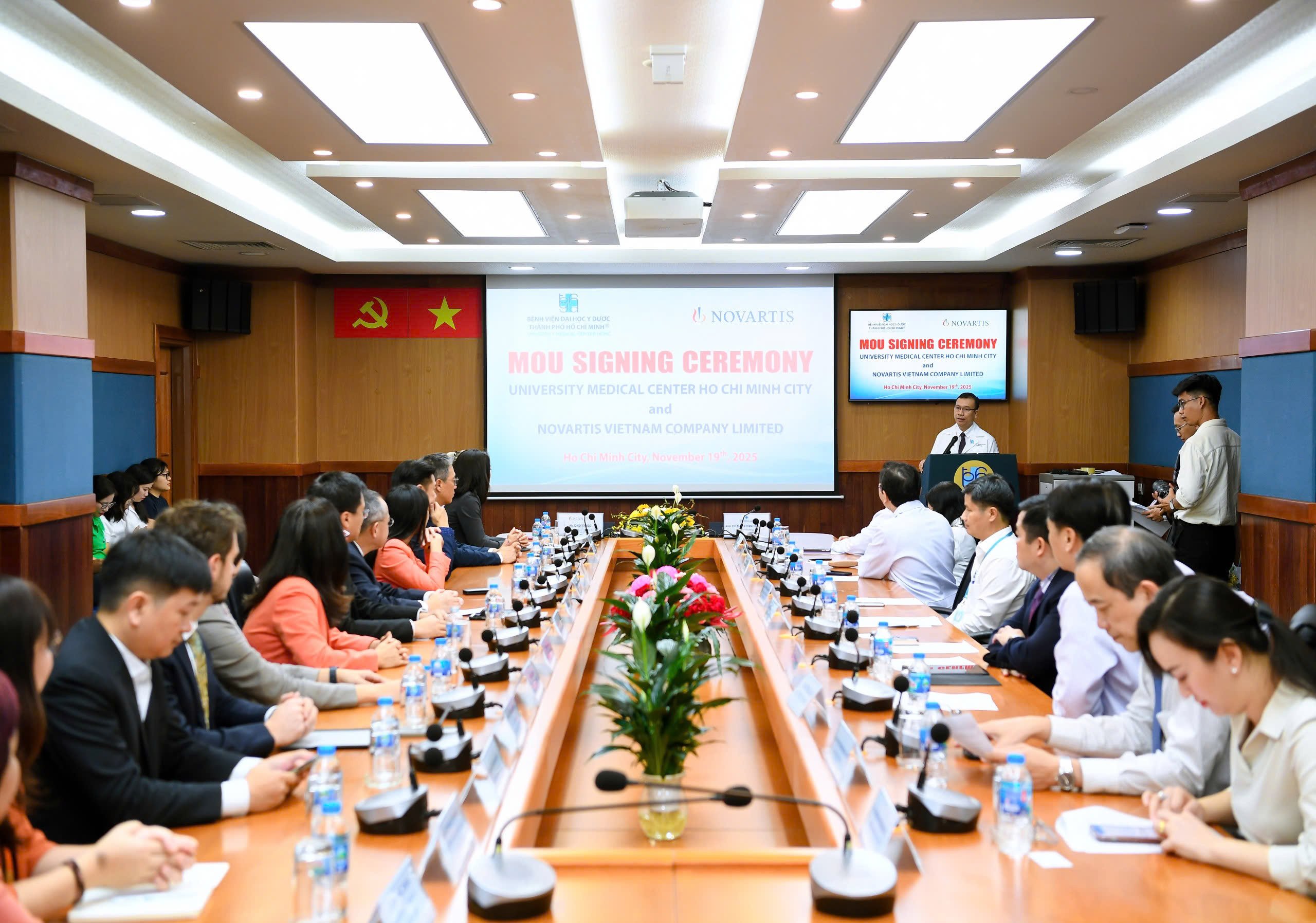 Hợp tác xây dựng và phát triển mô hình điều trị kiểu mẫu, triển khai các chương trình dành cho người bệnh- Ảnh 2.