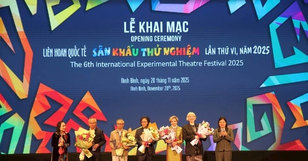 Rộn ràng khai màn Liên hoan quốc tế Sân khấu thử nghiệm năm 2025