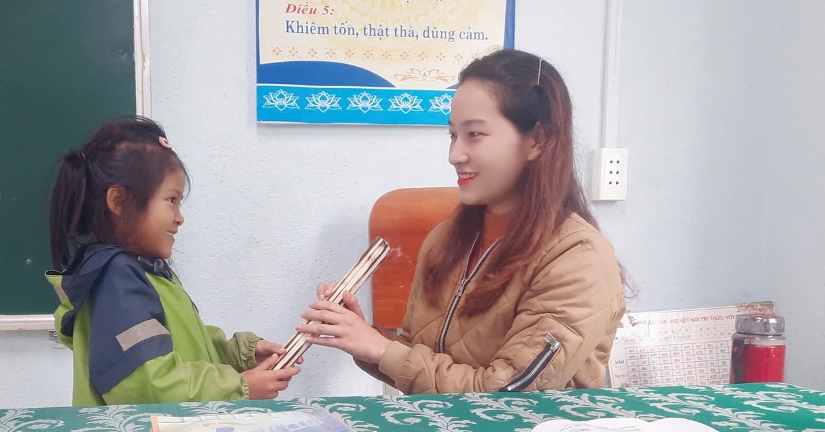 Những việc không có tên trong giáo án của thầy cô giáo