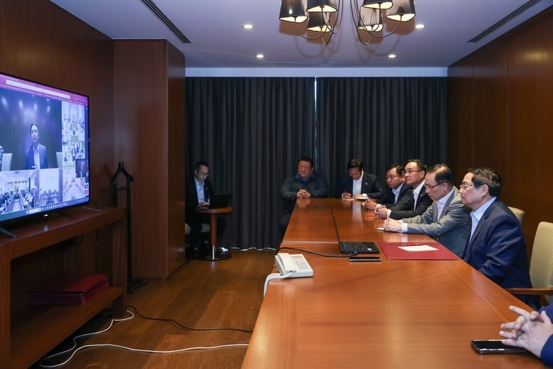 UPDATE៖ នាយករដ្ឋមន្ត្រីធ្វើជាប្រធានកិច្ចប្រជុំបន្ទាន់តាមអ៊ីនធឺណិតពីប្រទេសអាល់ហ្សេរី ស្តីពីការឆ្លើយតបនឹងទឹកជំនន់ គ្រោះធម្មជាតិ ការសង្គ្រោះ និងជំនួយ - រូបថត ២.