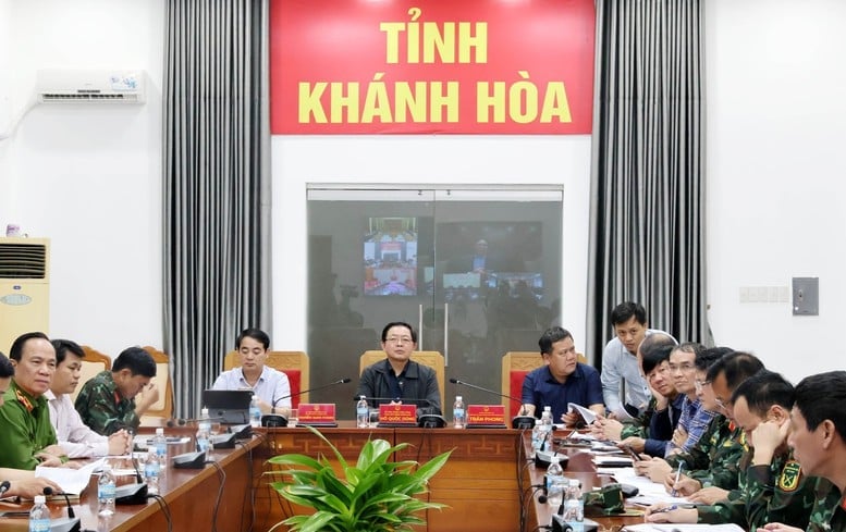 UPDATE៖ នាយករដ្ឋមន្ត្រីធ្វើជាប្រធានកិច្ចប្រជុំបន្ទាន់តាមអ៊ីនធឺណិតពីប្រទេសអាល់ហ្សេរី ស្តីពីការឆ្លើយតបនឹងទឹកជំនន់ គ្រោះធម្មជាតិ ការសង្គ្រោះ និងជំនួយ - រូបថត ៥.