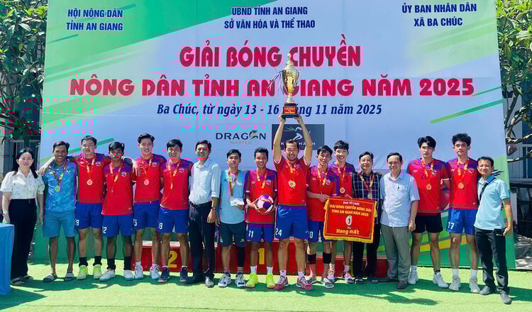 Nông dân rèn luyện sức khỏe qua phong trào thể thao