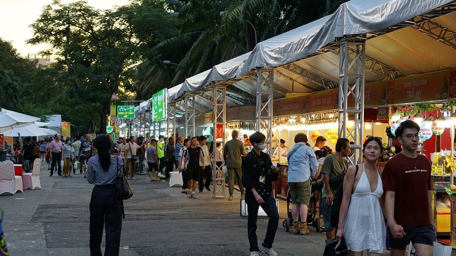 Siết chặt an toàn thực phẩm ở ngày hội món ngon từ bún ở TP.HCM- Ảnh 1.