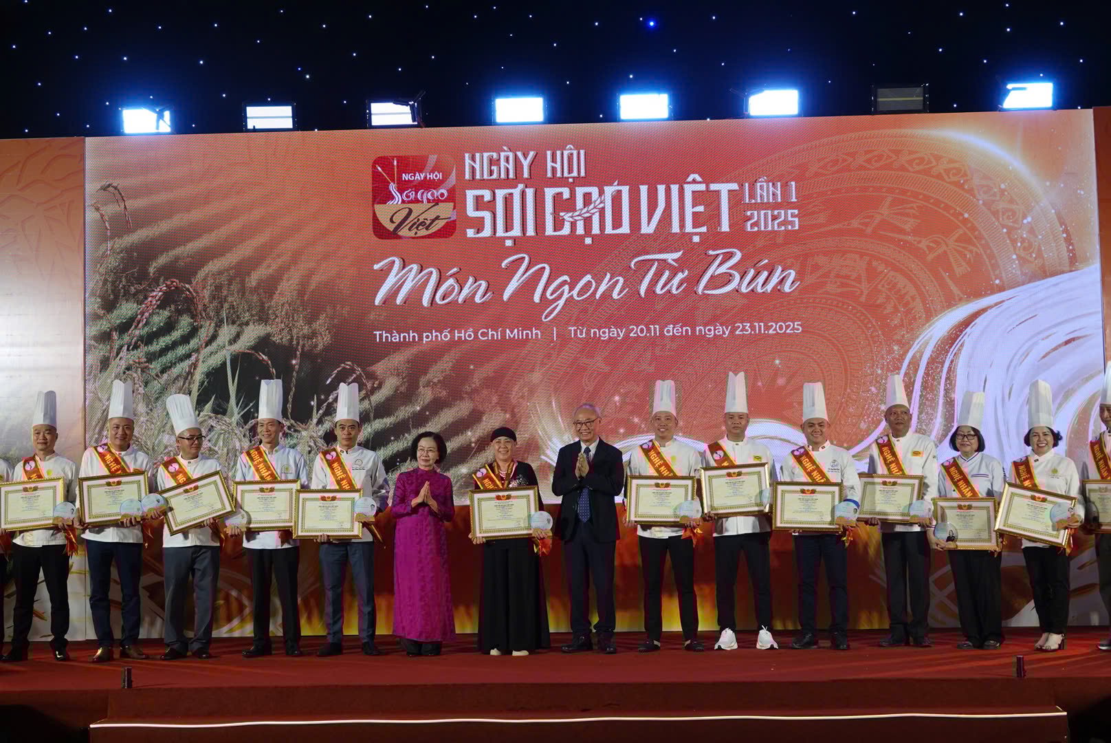 Siết chặt an toàn thực phẩm ở ngày hội món ngon từ bún ở TP.HCM- Ảnh 7.