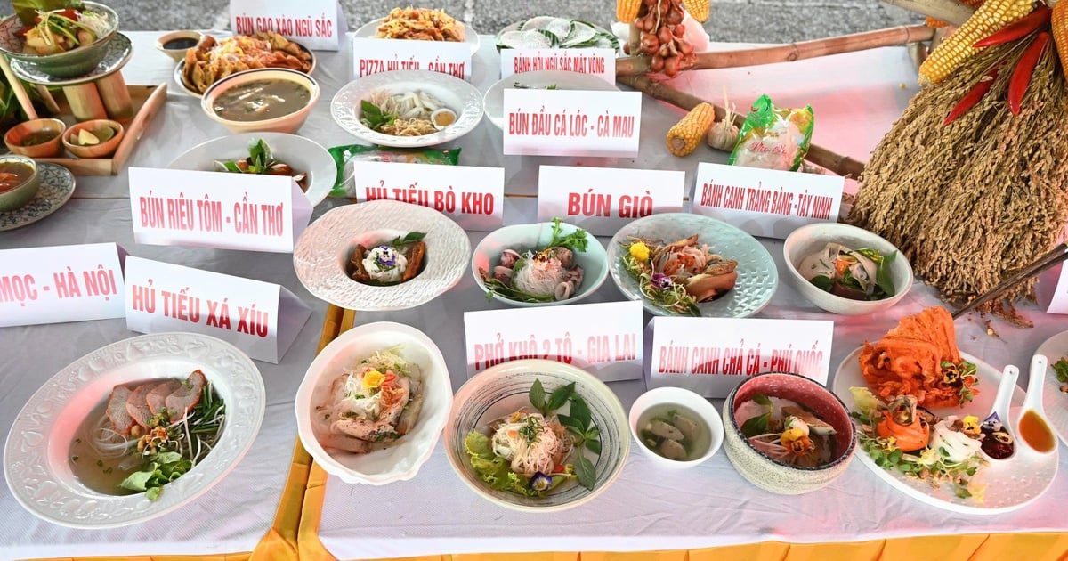 Pizza hủ tiếu, bún gạo xào ngũ sắc… cùng 100 món từ sợi gạo lập kỷ lục