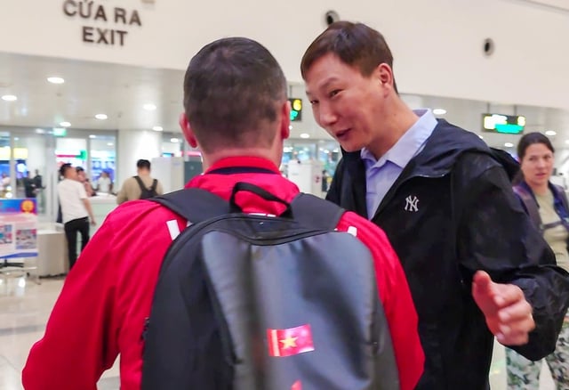 HLV Kim Sang-sik 'chia tay' đội tuyển Việt Nam: Bắt đầu nhiệm vụ đặc biệt- Ảnh 4.