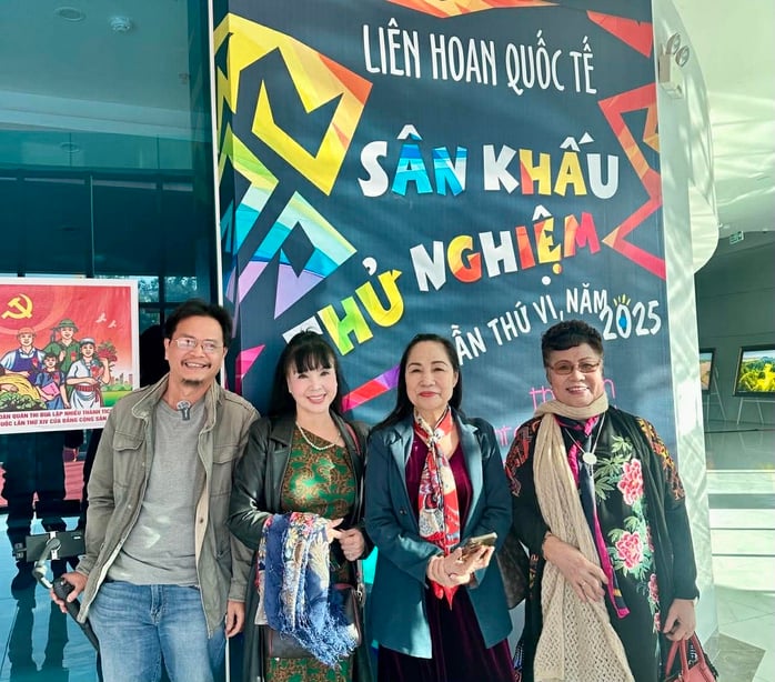 Lễ diễu hành nghệ thuật đường phố Ninh Bình - dấu ấn đẹp tại Festival sân khấu thử nghiệm - Ảnh 6.