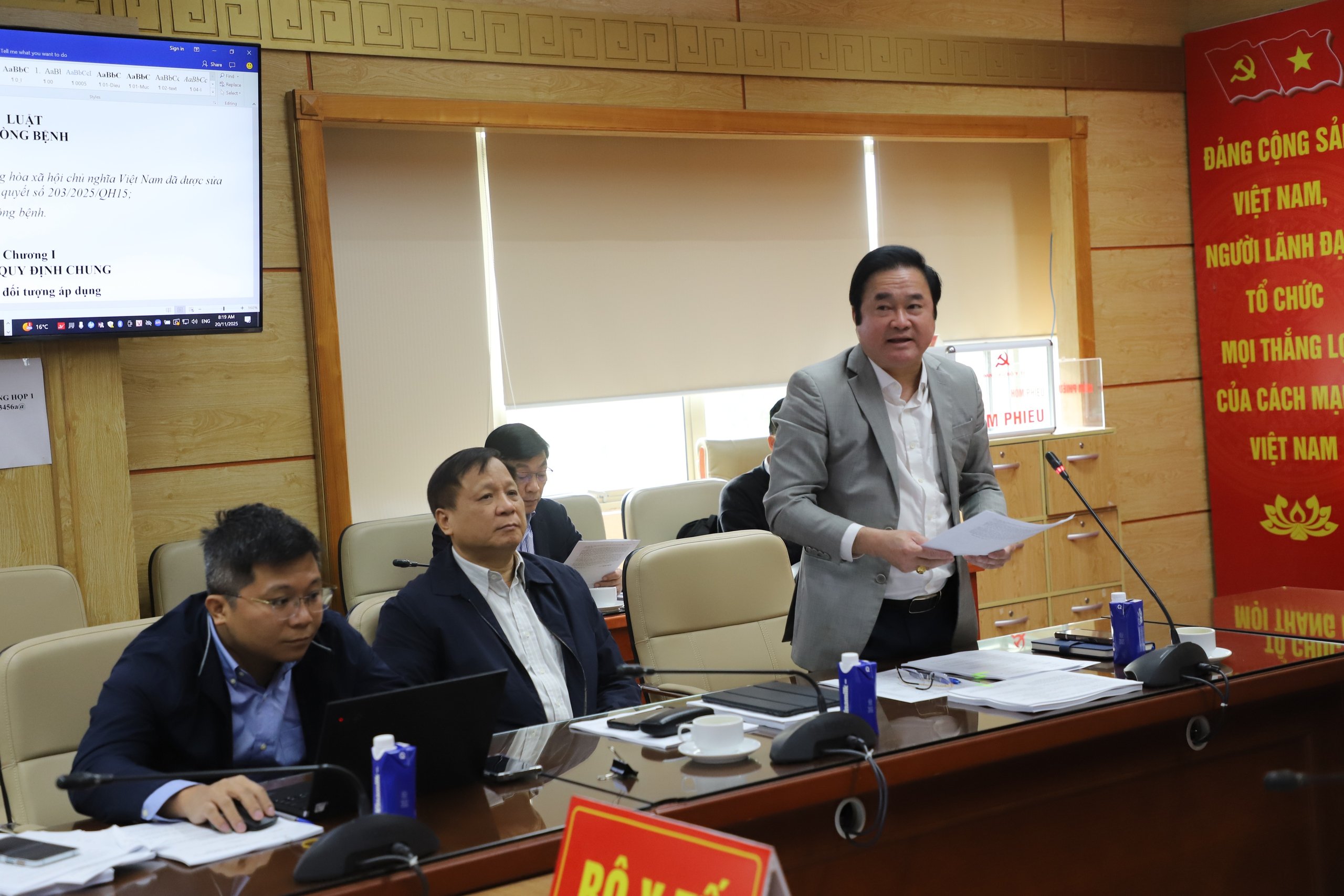 Tiếp thu, chỉnh lý dự thảo Luật Phòng bệnh: Lấy người dân làm trung tâm, phòng bệnh suốt đời, từ sớm, từ xa- Ảnh 2.