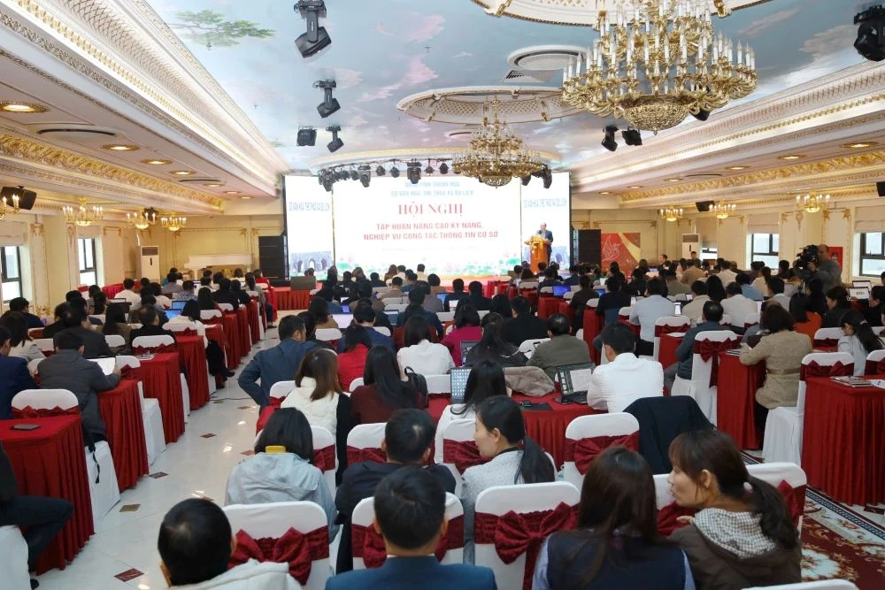 Mejorar las habilidades y la experiencia en el trabajo informativo de base.