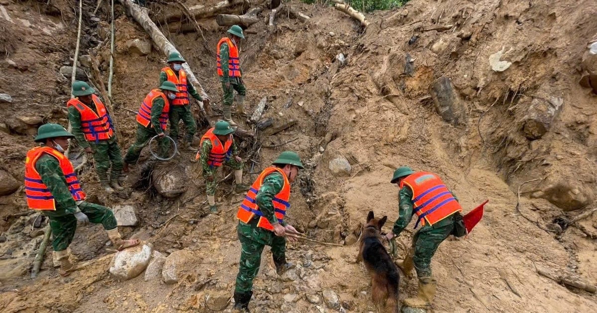 Bộ đội Biên phòng thành phố Đà Nẵng đẩy nhanh tiến độ tìm kiếm nạn nhân mất tích ở Hùng Sơn