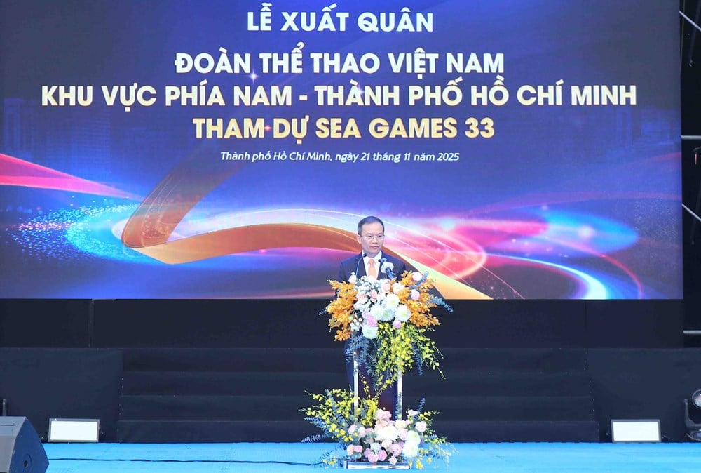 جنوبی علاقے میں ویتنامی کھیلوں کے وفد نے 33ویں SEA گیمز میں شرکت کے لیے فوجیوں کو روانہ کرنے کی تقریب منعقد کی - تصویر 4