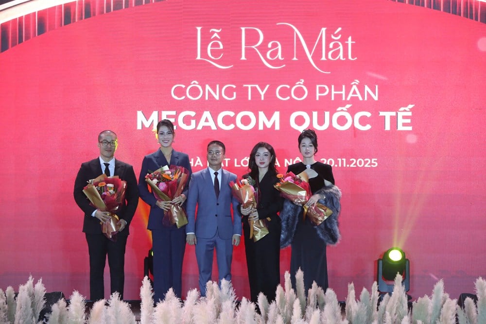 Koleksi Musim Semi - Musim Panas 2026 menghormati kecantikan Asia - foto 1