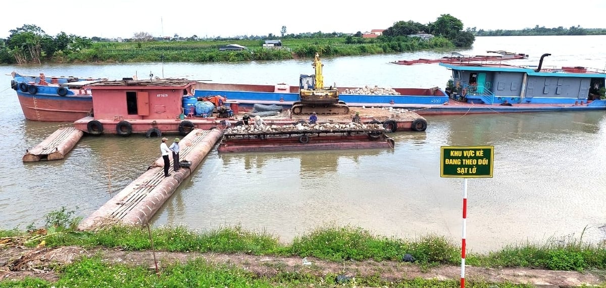 Sẵn sàng phương án ứng phó với các tình huống thiên tai. Ảnh: Tiến Trung.