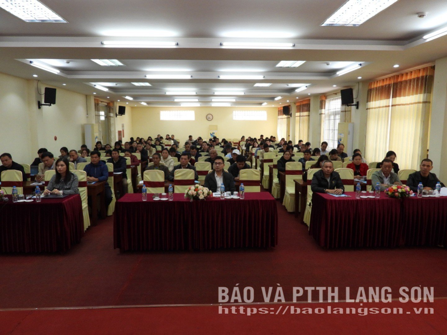 ພາບລວມຂອງກອງປະຊຸມຝຶກອົບຮົມ