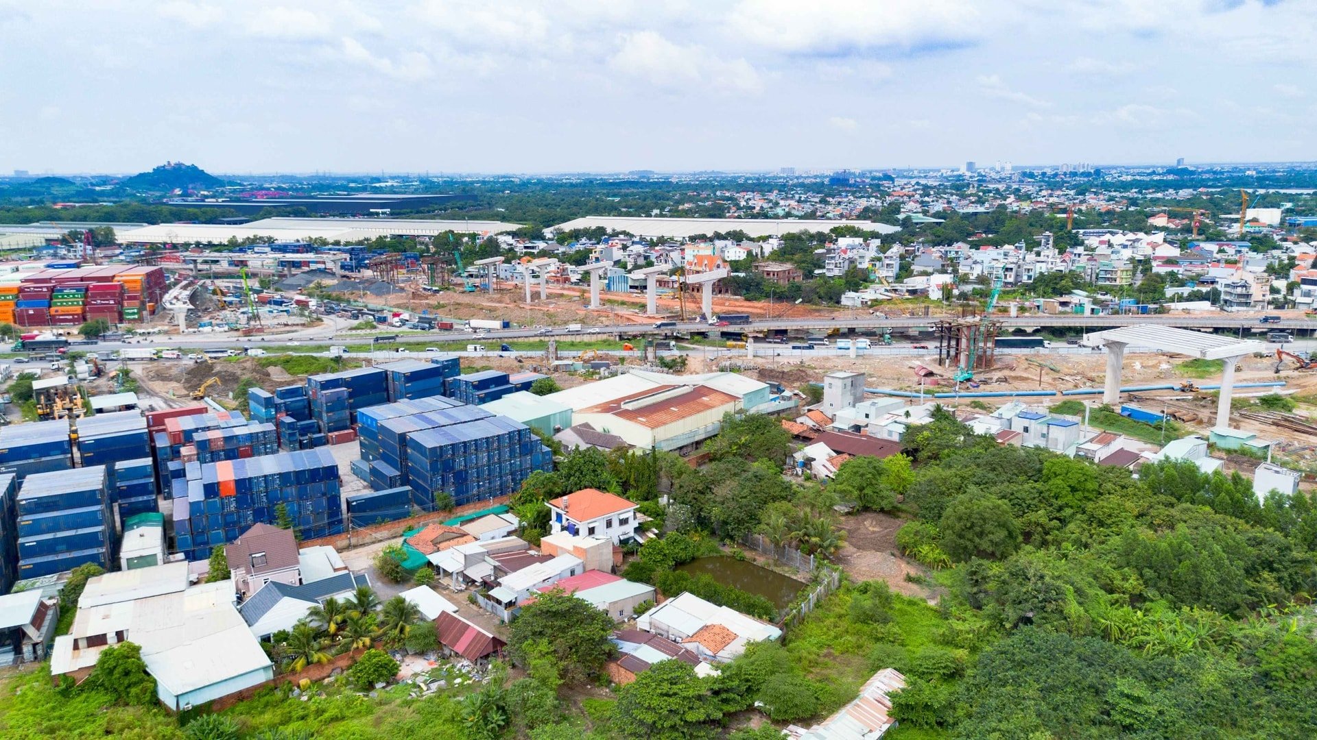 Η διασταύρωση Tan Van ανήκει στο υπό κατασκευή πακέτο κατασκευής XL1 της περιφερειακής οδού 3 της πόλης Χο Τσι Μινχ.