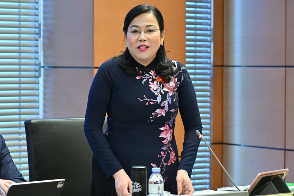 گلوکاروں کو گاتے ہوئے سننا، یہ نہ جانے کہ یہ اصلی ہے یا AI، AI کے ذریعہ تیار کردہ پروڈکٹس پر لیبل لگانے کی ضرورت ہے - 1