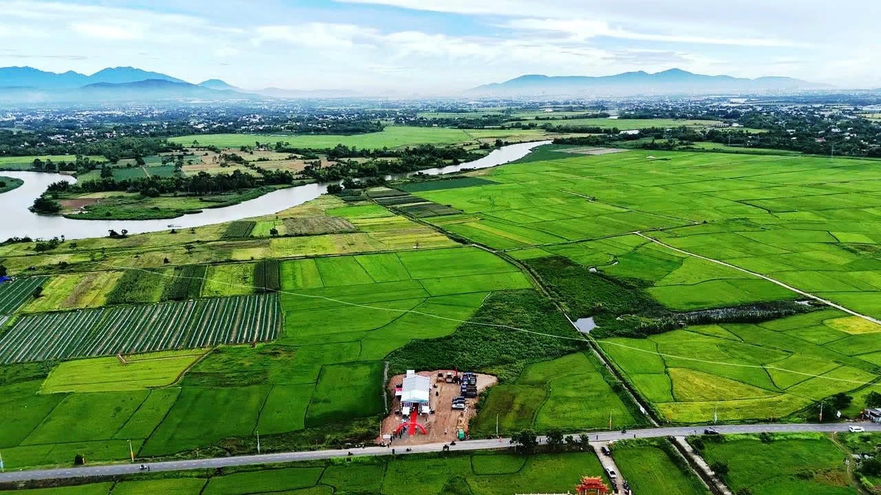 Строительство зоны переселения для проекта высокоскоростной железной дороги в Дьенбанбаке началось 19 августа.