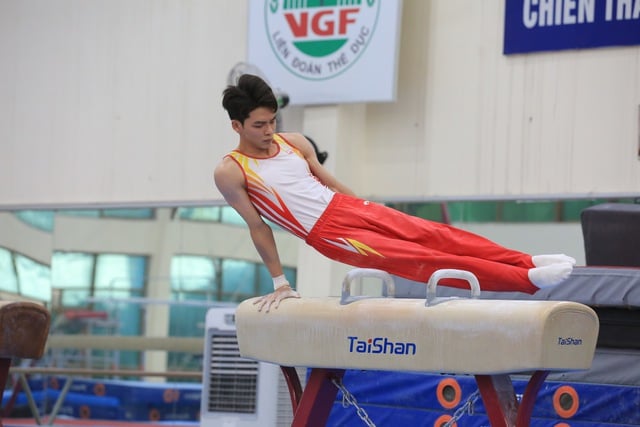 'Hot boy’ thể dục dụng cụ và giấc mơ vàng SEA Games 33: Khi bị Thái Lan làm khó- Ảnh 7.