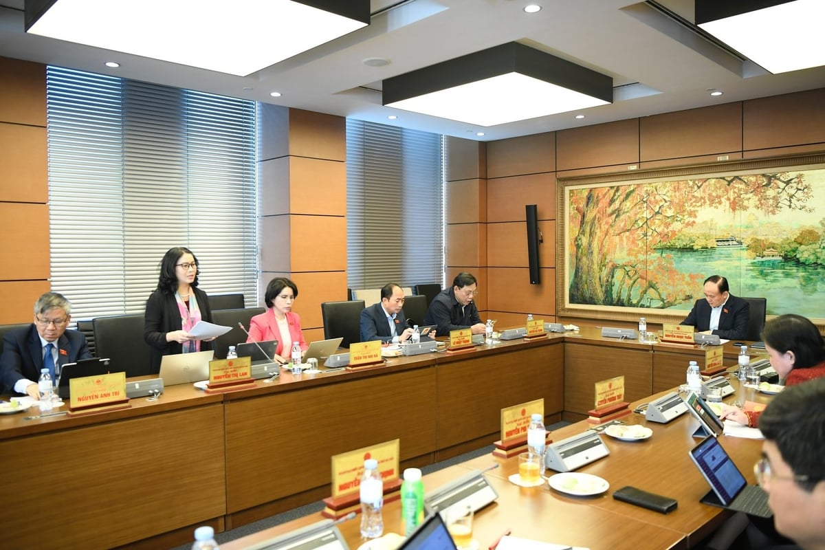 Giám đốc Học viện Nông nghiệp Việt Nam Nguyễn Thị Lan: 'Nơi nào đại học được trao quyền mạnh và hợp tác doanh nghiệp được thúc đẩy, nơi đó nhân lực AI phát triển nhanh và bền vững. Thực tiễn tại Việt Nam cũng chứng minh điều này'. Ảnh: Quochoi.vn