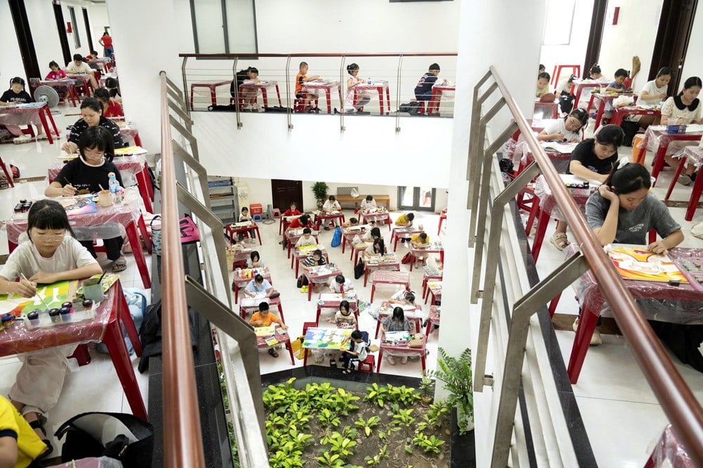 Muzium Ton Duc Thang berunding tentang membina sistem identiti - foto 4