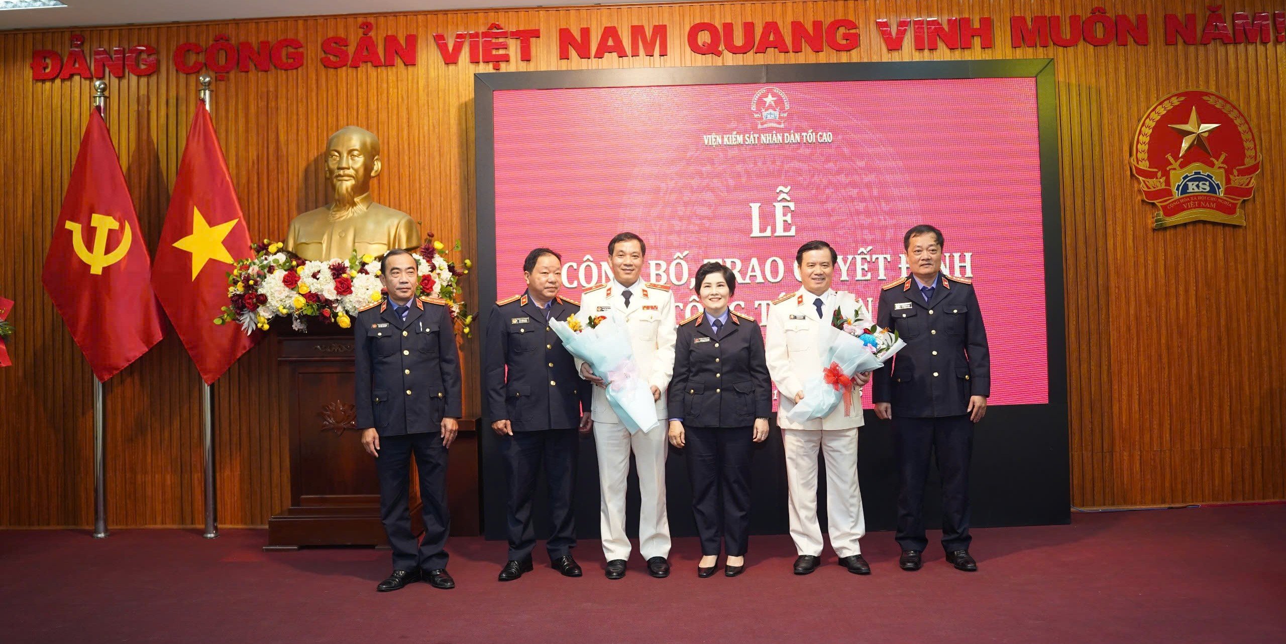 Bổ nhiệm ông Nguyễn Tiến Hùng làm Viện trưởng Viện kiểm sát Nhân dân thành phố Huế