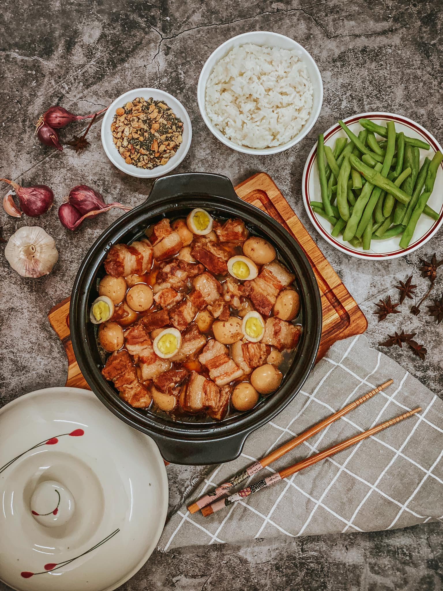 тушкована свинина транг тура.jpg