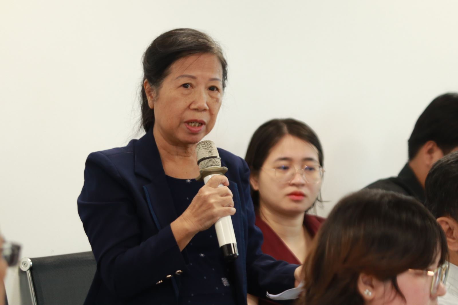 Подпись к фотографии