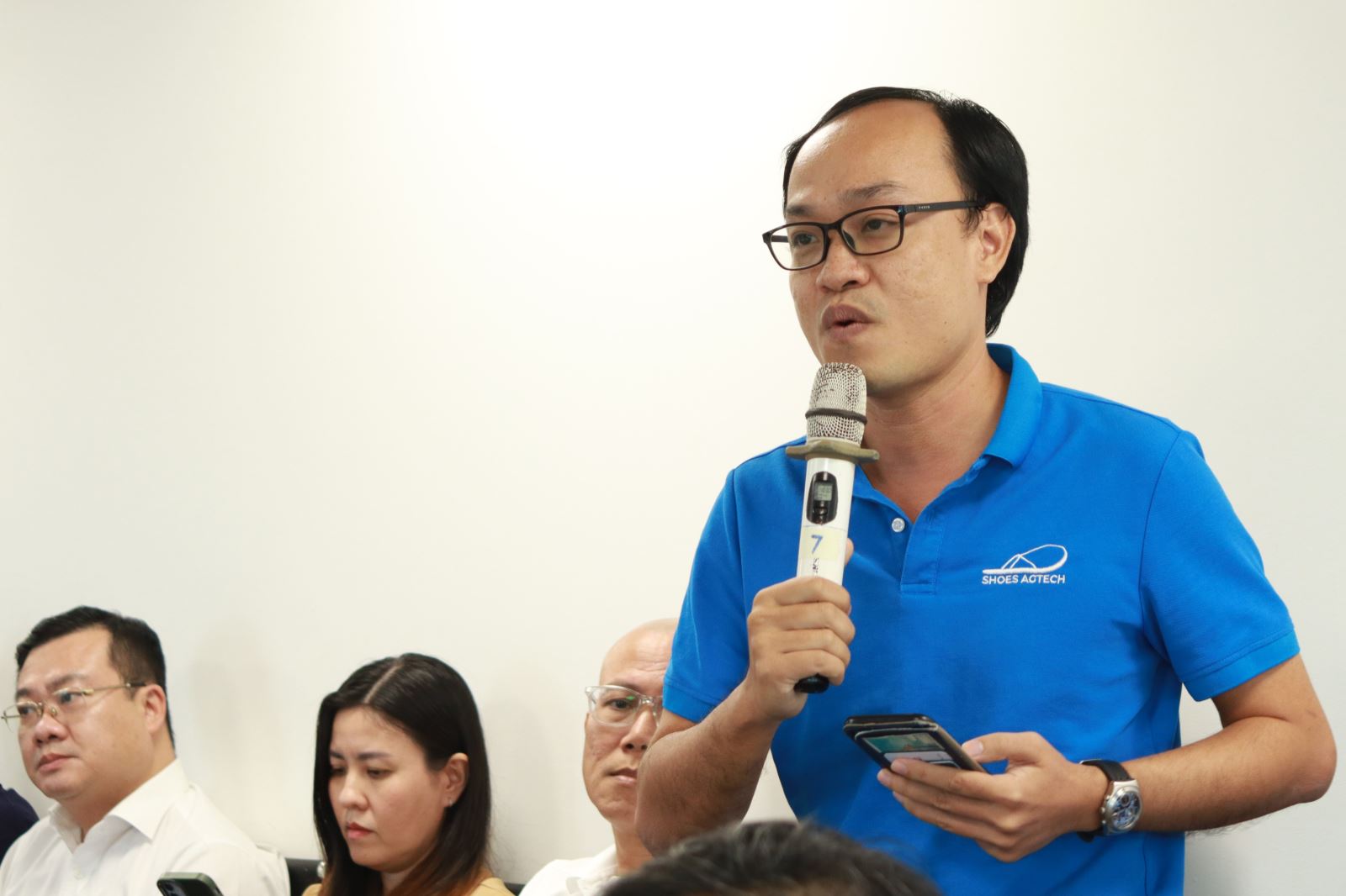 Подпись к фотографии