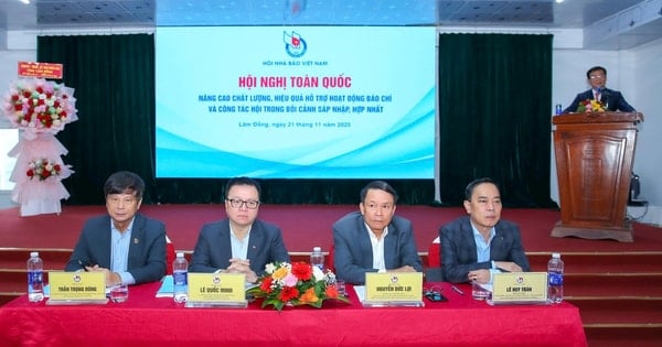 Đổi mới mạnh mẽ, xây dựng nền báo chí chuyên nghiệp, nhân văn, hiện đại