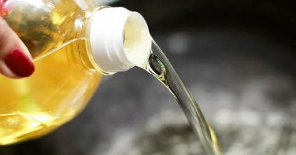 Chiên sạch để sống xanh – vì sao thế giới đang thay đổi cách sử dụng dầu ăn