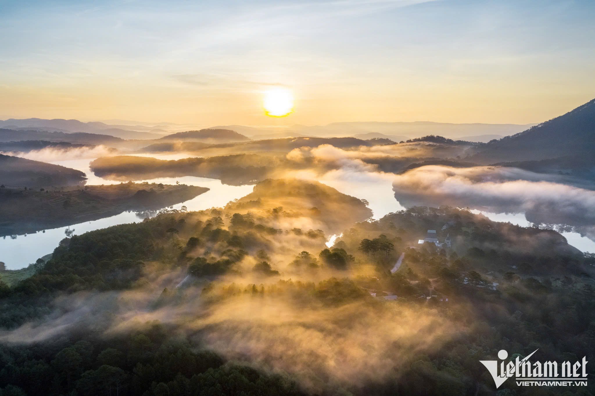 3 tọa độ 'săn' ánh sáng ở Đà Lạt khiến dân mê ảnh phát cuồng